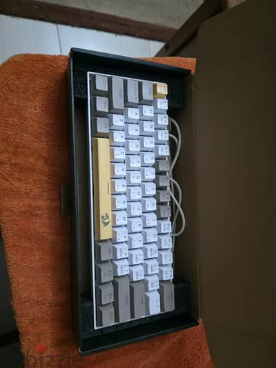 Redragon K606 Lakshmi 60% Mechanical Gaming Keyboard (brown switch)