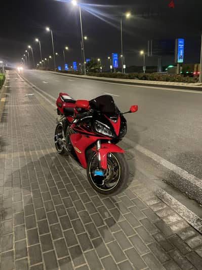 عداد ١٩٠٠٠ كيلو     ٢٠٠٦/٠٧        Honda CBR 1000rr   بحالة نادرة