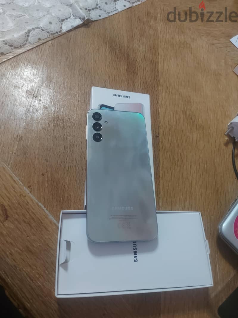 Samsung A24 1