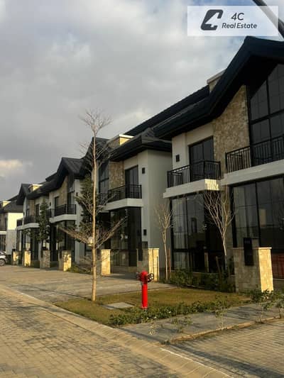 Townhouse ready to move prime location resale below market price in Marq Gardens New Cairo for sale