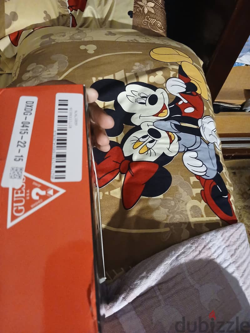 GUESS EFFECT 1