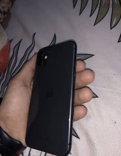 Apple - iPhone 11