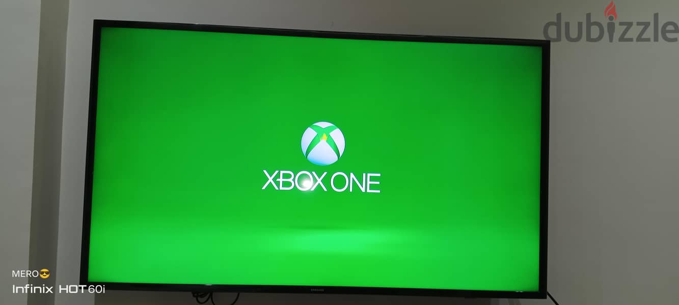 Xbox One  1TB + Controller + Kinect 11