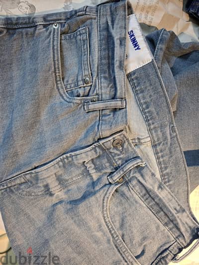بنطلون جينز أوريجينال H&M Skinny - مقاس 32 بحالة الزيرو (شبه جديد)