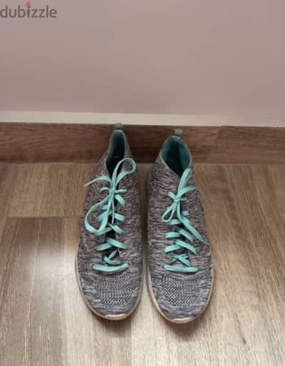 Grey sketchers original