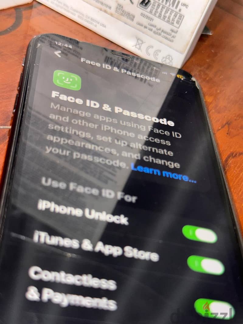 Apple - iPhone 11 5