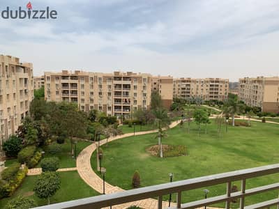 For sale, an apartment in Madinaty B7 with a wide garden view
