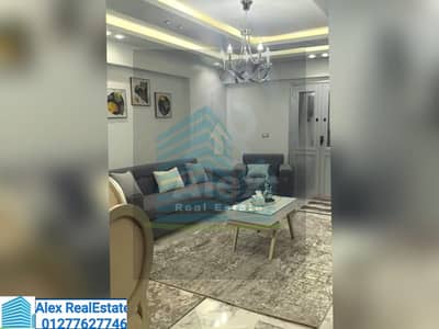 شقه مفروشه للايجار الفاخر سبورتنج فرش جديد