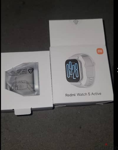Xiaomi Watch 5 Active – Like New, Used Only 2 Weeks with 2 straps