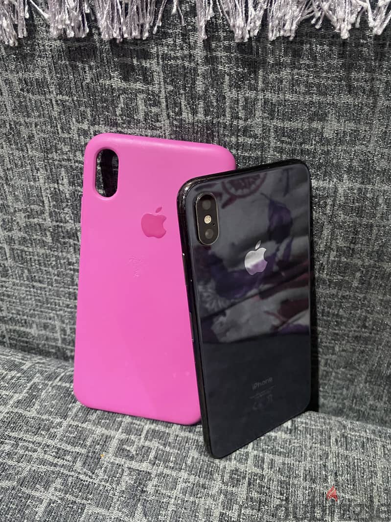 iPhone Xsmax (64gb) 8