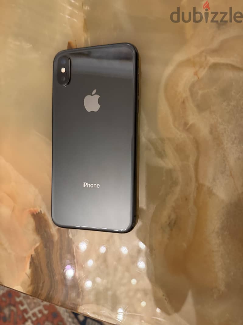 Apple - iPhone X 1