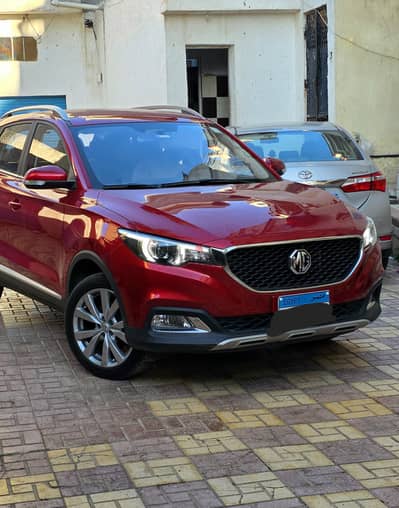 Mg Zs 2025 12,000 km