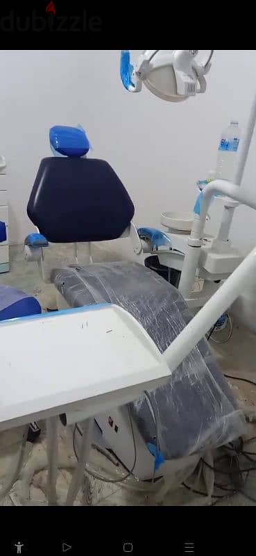 فرصة كرسي أسنان برازيلي بحاله جيده جدا