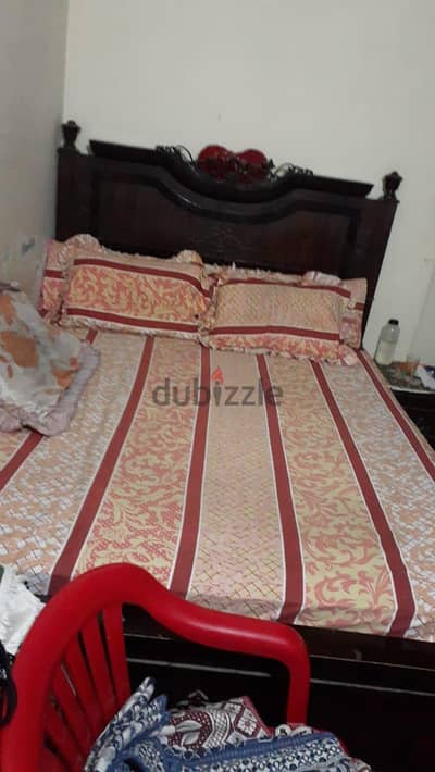 غرفه نوم كبيره للبيع