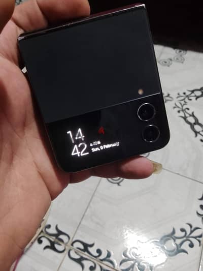 سامسونج زد فليب 4