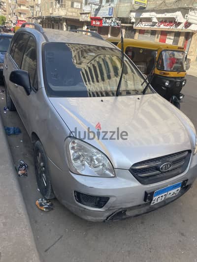 كيا كارينز 2011 Kia Carens