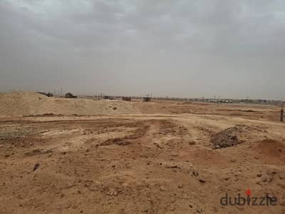 Land for sale in the eastern extension, plot A, directly on services, one minute from the regional road.