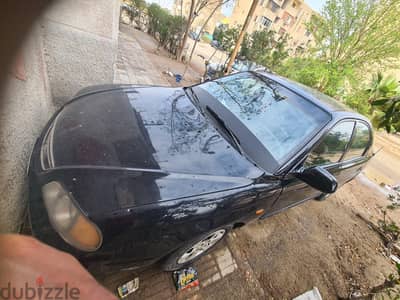 كيا شوما 2001
