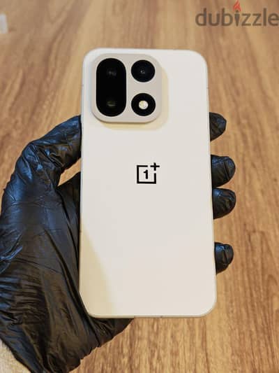 OnePlus 15