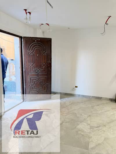 شقه اول سكن للايجار قانون جديد في فيلات الحي الثالث
