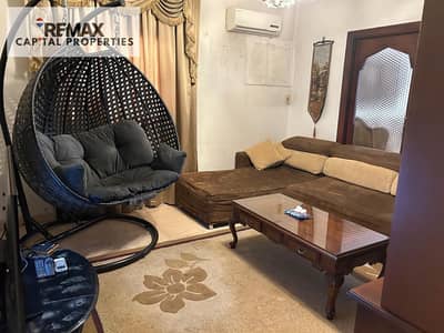 شقة للبيع بالعفش والأجهزة الكهربائية بمدينه نصر المنطقه السادسه بمساحه 150 متر مربع