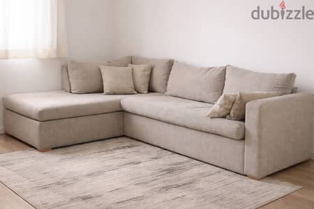 Living Room Sofa in Good Condition