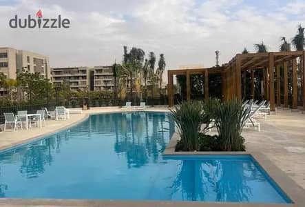 شقة فاخرة للايجار نصف مفروش كمبوند كابيتال جاردنز بالم هيلز