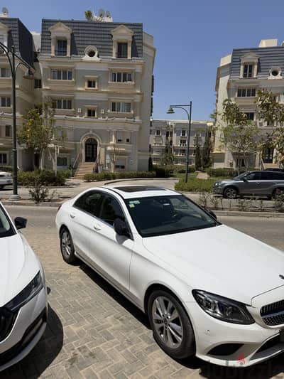 Mercedes-Benz C180 2020