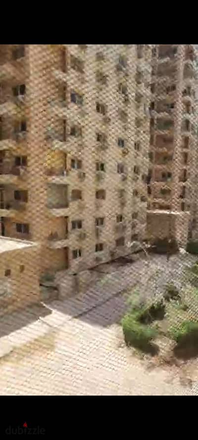 شقة للبيع بموقع متميز بزهراء المعادي كمبوند أشجار دارنا عالدائري مباشر بالقرب من كارفور وسلم اديدس ومجمع البنوك