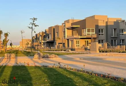 فيلا للبيع تاون هاوس 200م بكمبوند كيان استلام فورى بسعر لقطه