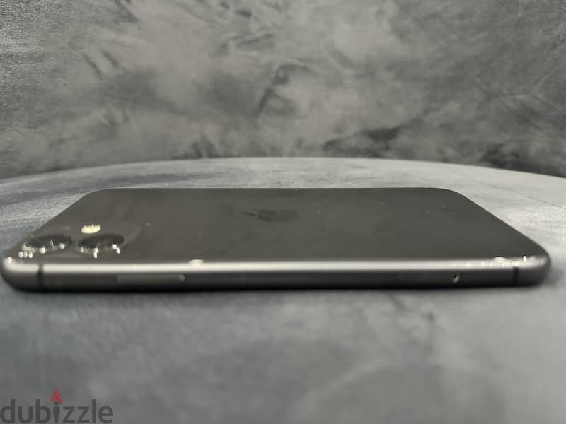 Apple - iPhone 11 4