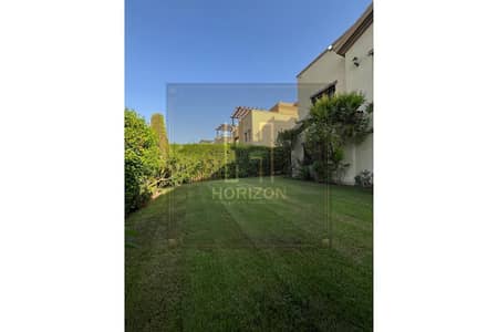 فيلا 5غرف موقع مميز للايجار نص مفروش في ميفيدا التجمع الخامس villa rent mivida