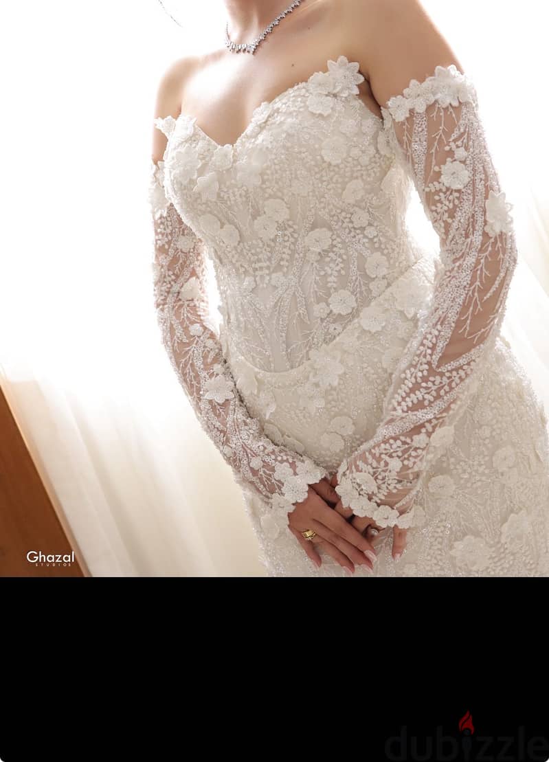 Luxury wedding dress 2