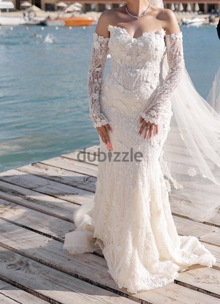 Luxury wedding dress 4