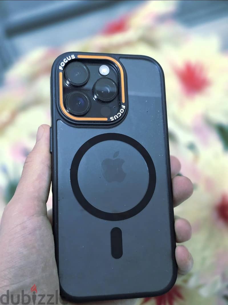 Apple - iPhone 16 Pro 8