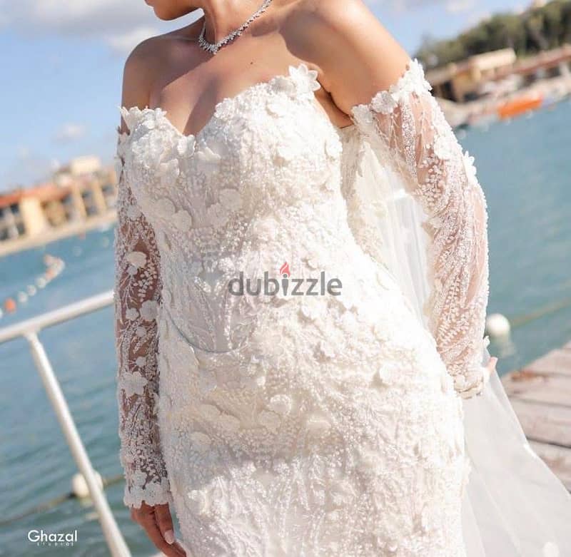 Luxury wedding dress 8