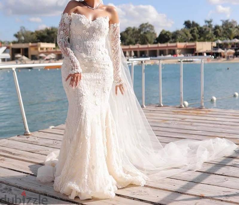 Luxury wedding dress 15