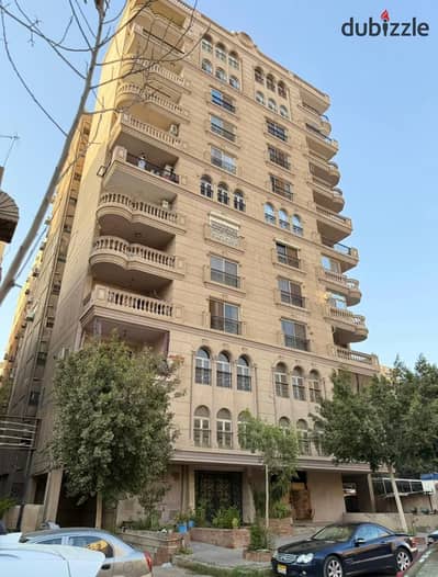 For sale, Nasr City, apartment 230m, 3 bedrooms, living room, 3 receptions, 3 bathrooms, in the Sixth district, two-way street, modern, with garage, porcelain 5,700,000 EGP