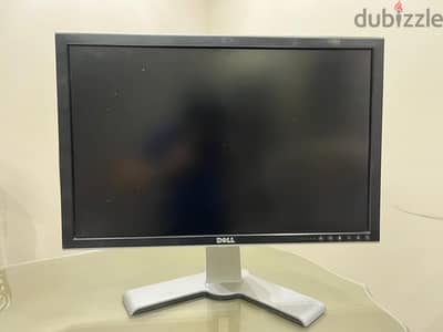 Dell Monitor 17.5 inches