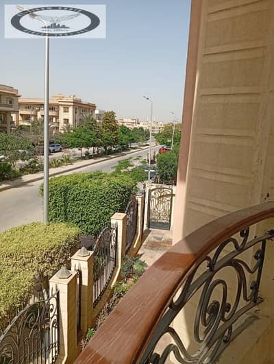 Apartment for rent in New Cairo, Second District, near 90th Street. Super Lux finishing.