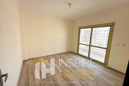 Apartment for Sale – 3 Bedrooms, Including 1 Master Bedroom