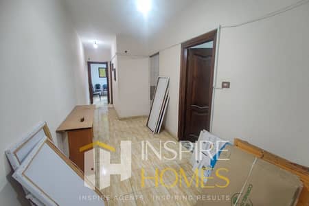 Office for rent with open view + commercial utility meters Office for rent with open view + commercial utility meters