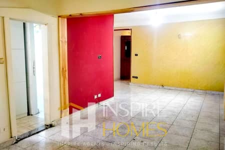 Licensed apartment for rent – steps away from Abu Qir St.
