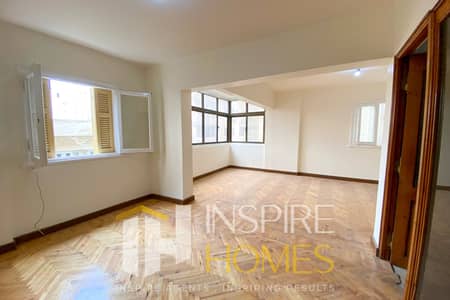 Licensed Administrative Office for Rent – Directly on Victor Emmanuel Square