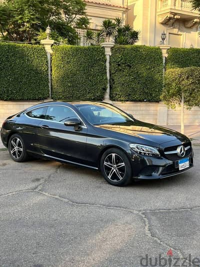 فابريكا بالكامل Mercedes-Benz C180 2023 مرسيدس بنز سي 180