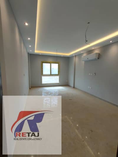 Apartment for sale with air conditioning, 165 square meters, in a prime location in Mountain View iCity.