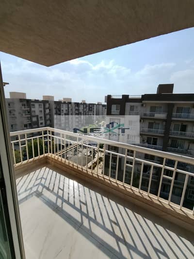 Opportunity to rent in the most prestigious and newest phase of Madinaty, B12. Apartment 116m², layout: 3 bedrooms + 2 bathrooms + large reception + k