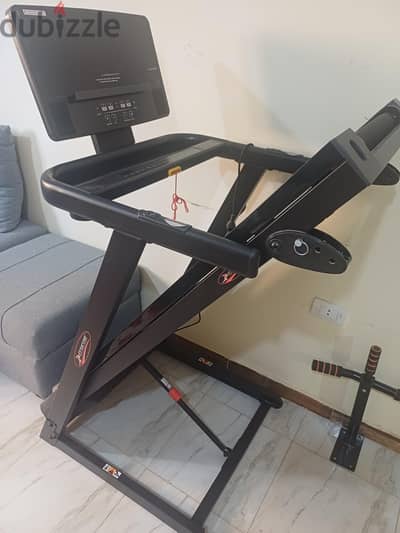 للبيع Entercise Treadmill Aspire بحالة ممتازة