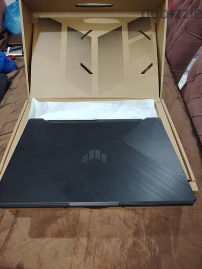 Asus TUF Gamnig A15 جهاز مستعمال شهرين زيرو بكل حاجته بالكرتونه لسه في