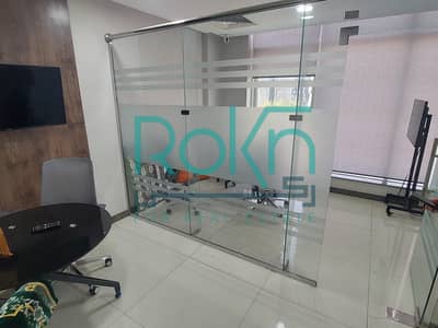 عيادة للإيجار الشيخ زايد تريفيوم مول فيو مميز على بارك ستريت غرفتين يمكن زيادة غرفة clinic for rent